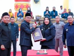 Rapat Paripurna DPRD Bandar Lampung Dalam Rangka Penyampaian 5 Rekomendasi atas LKPJ Pemerintah Kota